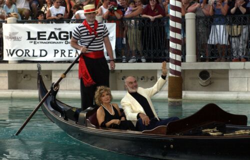 Sir Connery With Wife On Gondala At LXG premiere